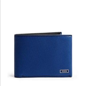 Brand New Tumi Monaco Navy Blue Wallet  "Double Billfold" NWT